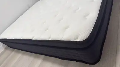 Moving Sale -New Vantto Mattress, View more