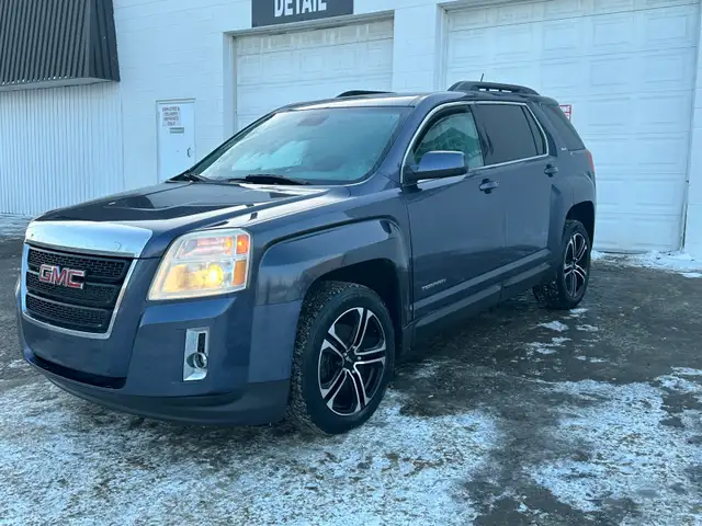 GMC Terrain 2013 V6 AWD in Cars & Trucks in Saskatoon - Image 4