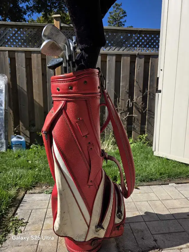 Golf club set and bag for sale in Golf in Peterborough - Image 2