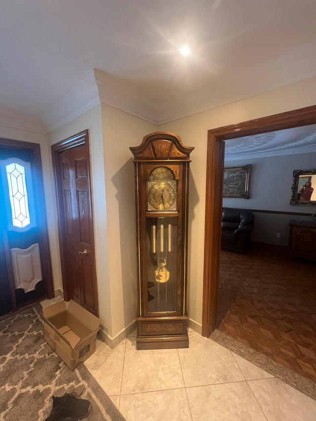 Grandfather clock  in Arts & Collectibles in Oakville / Halton Region