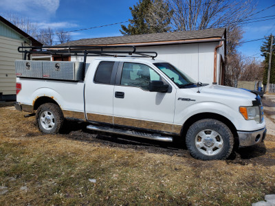 2010 Ford F150 XLT 4x4 Truck with Tool Boxes & Rack