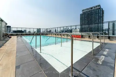 A beautiful Luxury new condo rooms with new furniture. Convenient location in downtown, near all att...