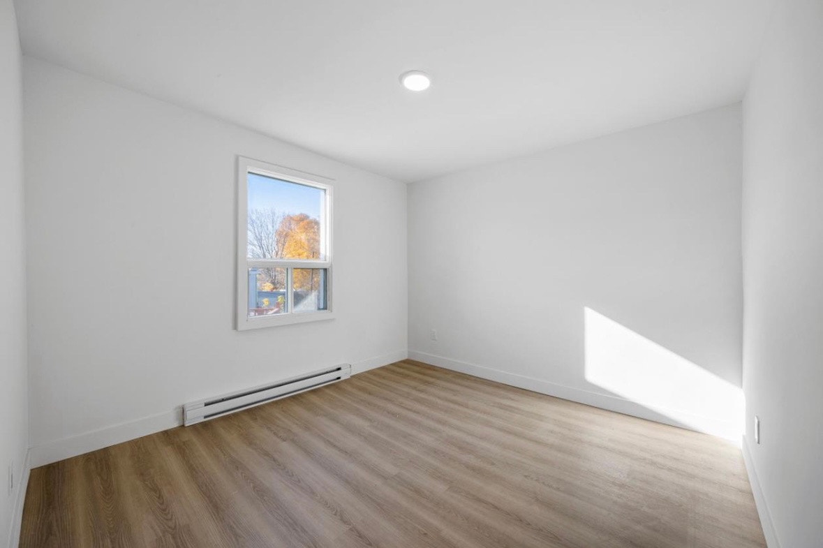 211 Rue Pierre le Moyne — photo 3