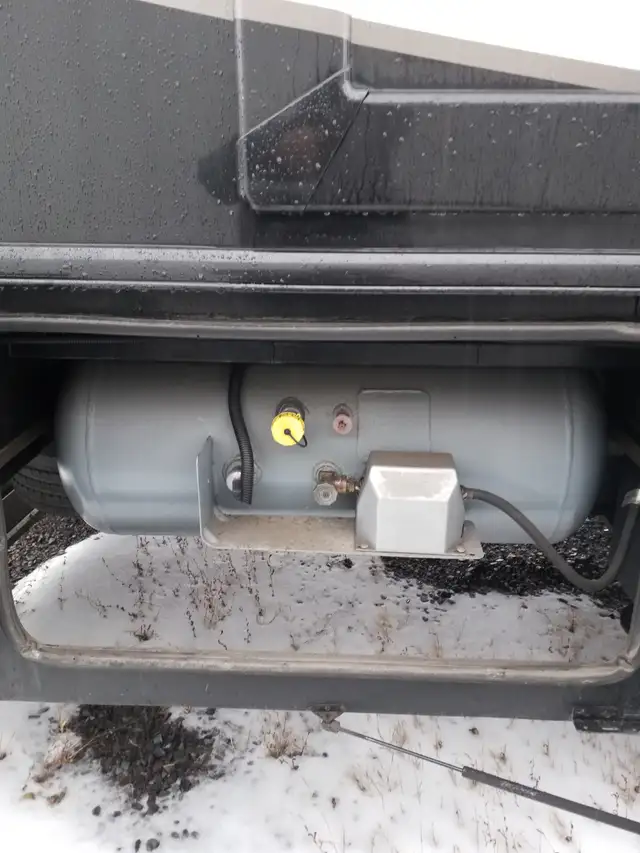 Motorisé classe A Thor Motor Coach Challenger 36FD in RVs & Motorhomes in Victoriaville - Image 10