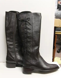 Ladies leather boots