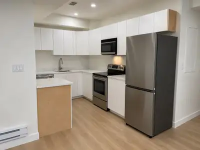Brand-New 1-Bedroom Basement Suite – Rosewood, Saskatoon Be the first to call this bright, spacious...