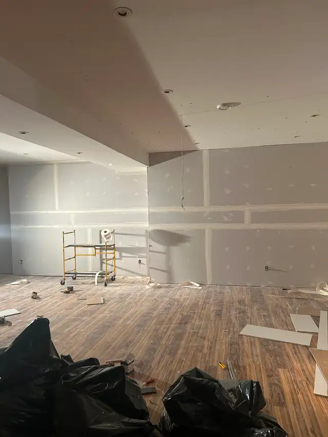 inrerior painting435641638527313924