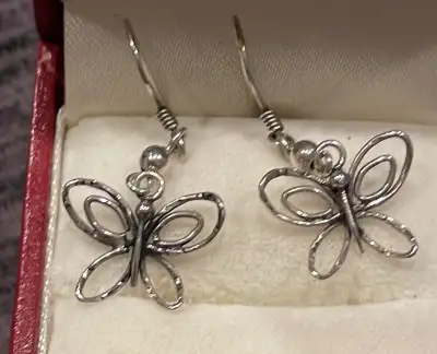 Butterfly design earrings, View more