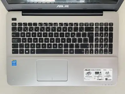 If this ad is on, then it’s available. Je vends mon ordinateur portable ASUS X555L fiable, parfait p...