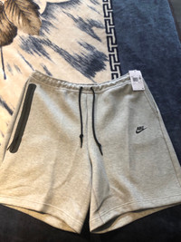 Nike Tech Fleece Shorts 2XL
