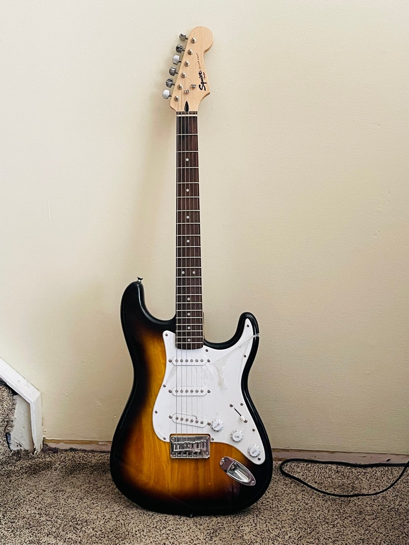 Fender Squier Guitars Edmonton Kijiji