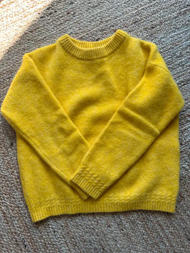 Pull amiel en baby alpaca de Sezane (marque de Paris) en Small in Women's - Tops & Outerwear in City of Montréal - Image 8