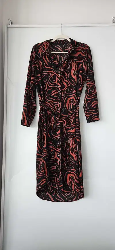 Vero Moda Dress, Size 6 (Medium), red and black floral pattern, View more