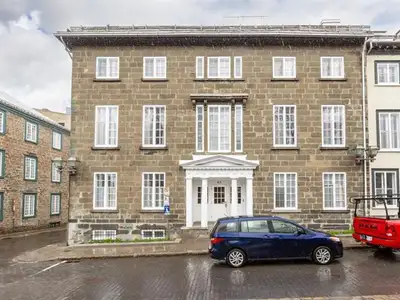 Condo 4 ½ – 2 chambres fermées - 911 pi² Bail à durée fixe jusqu’au 30 juin 2026, avec possibilité d...