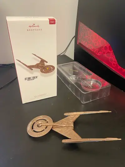 Hallmark 2018 Star Trek USS Discovery Christmas Ornament, View more