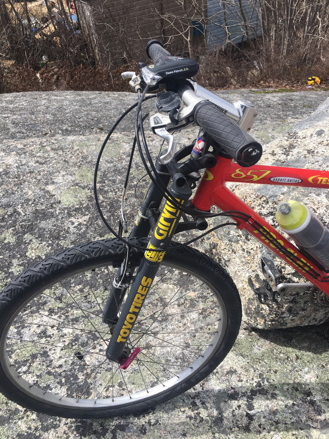 Pro-Flex 857 expert series mountain bike  in Mountain in City of Halifax - Image 4