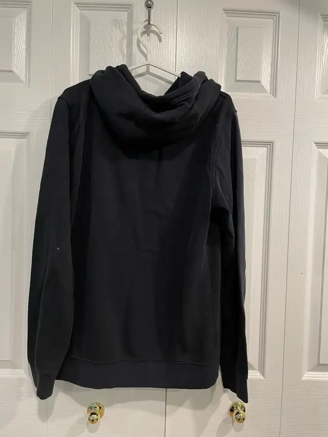 men’s sweaters  in Men's in Calgary - Image 6