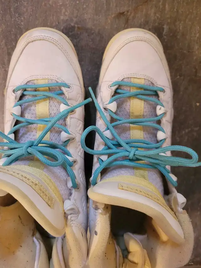 Nike Air Jordan 9 Retro - 5.5Y in Kids & Youth in Laval / North Shore - Image 3