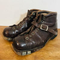 Antique 1930s Chippewa premium leather boots