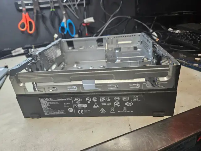 Lenovo ThinkCentre M710e (EMPTY CHASSIS) in Desktop Computers in Calgary - Image 7
