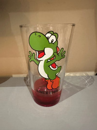 New yoshi super Mario pint glass Nintendo 