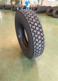 Heavy-duty Tractor Tire 11R22.5 DD308