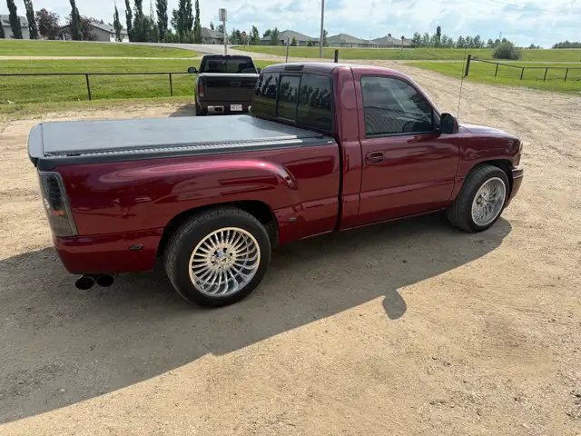 2006 GMC custom 507644855064340482