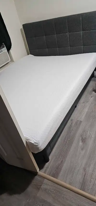 Brand new queen sized mattress for sale , View more