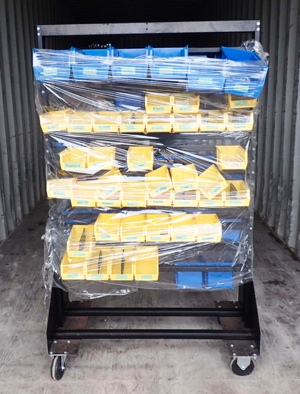 Shelf Bin Organizer 36 x 24 x 59" on casters bins included. in Tool Storage & Benches in Markham / York Region