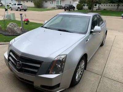 2011 Cadillac CTs 4 fully loaded with 235,000 km have owned the car for 8 years always been serviced...
