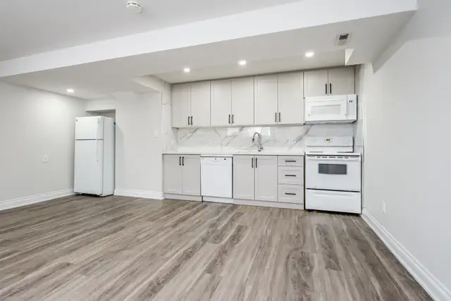 15 WESTCHESTER Place Unit #Lower, Kitchener in Long Term Rentals in Kitchener / Waterloo - Image 4