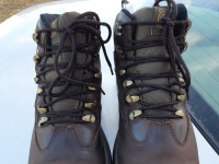 Women's TIMBERLAND Hiking Boots sz 10