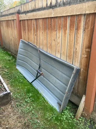Snowmobile Skimmer/Trailer/Sleigh In good shape, no longer needed