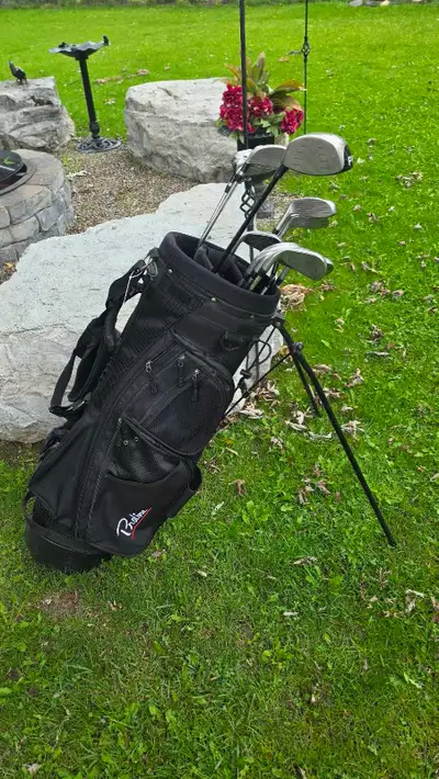 Golf Trends RIGHT Golf Clubs with Stand Bag , View more