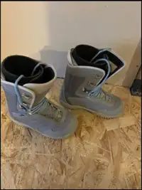Ladies snowboarding boots (Lamar brand)