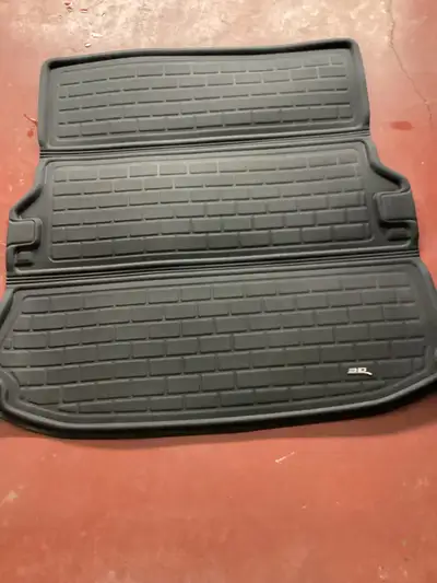 Custom cargo mat for Ford Explorer (came out of a 2016 Limited)