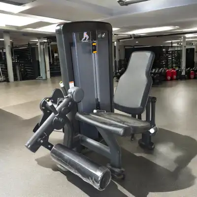 Was $2999+Hst. Now $2499+Hst Price is firm Available in Black or Silver We are www.ofit.ca. We sell...