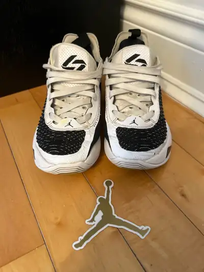 Jordan Luka 3 Basketball Shoes Size 4.5, View more