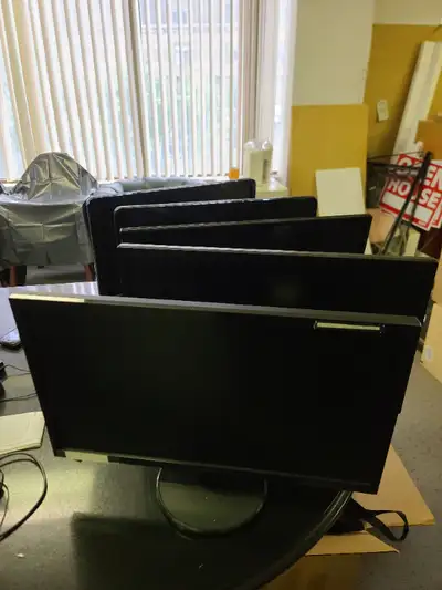 Dell    monito   rs 23 to 24 inches, View more