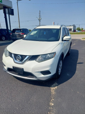 2015 Nissan Rogue S