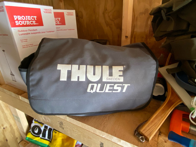 Thule Quest cartop bag/carrier  in Other in Hamilton - Image 2
