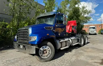 2015 Freightliner 114SD DD13 505 hp 13 speed manual PTO 700,000 New tires.. full lock Inspection don...