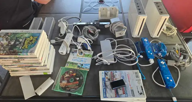 Massive Retro Video Game Console and Games Collection 80+ games