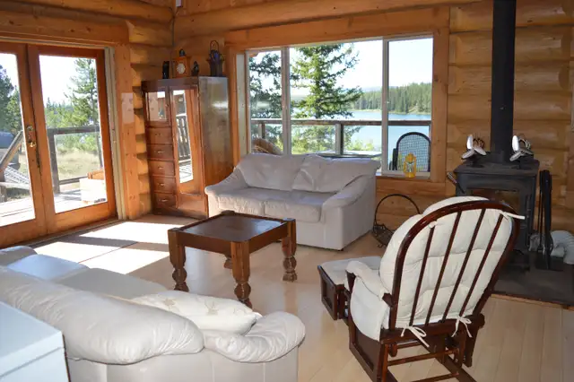 Alexis Lake Retreat – Off-Season discounted prices. in British Columbia in Canada - Image 8