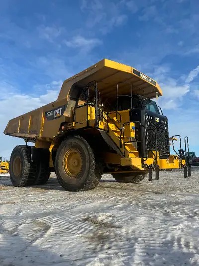 2016 Cat 773G Haul Truck 21950hrs Cab with A/C & Heat 24.00R35 front tires 50% 24.00R35 rear tires 5...