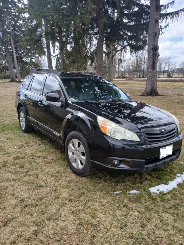 2011 Subaru Outback 3.6R in Cars & Trucks in Woodstock - Image 4