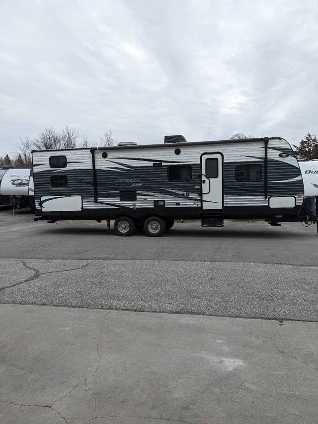 2016 Springdale Limited Edition  in Travel Trailers & Campers in Trenton - Image 2