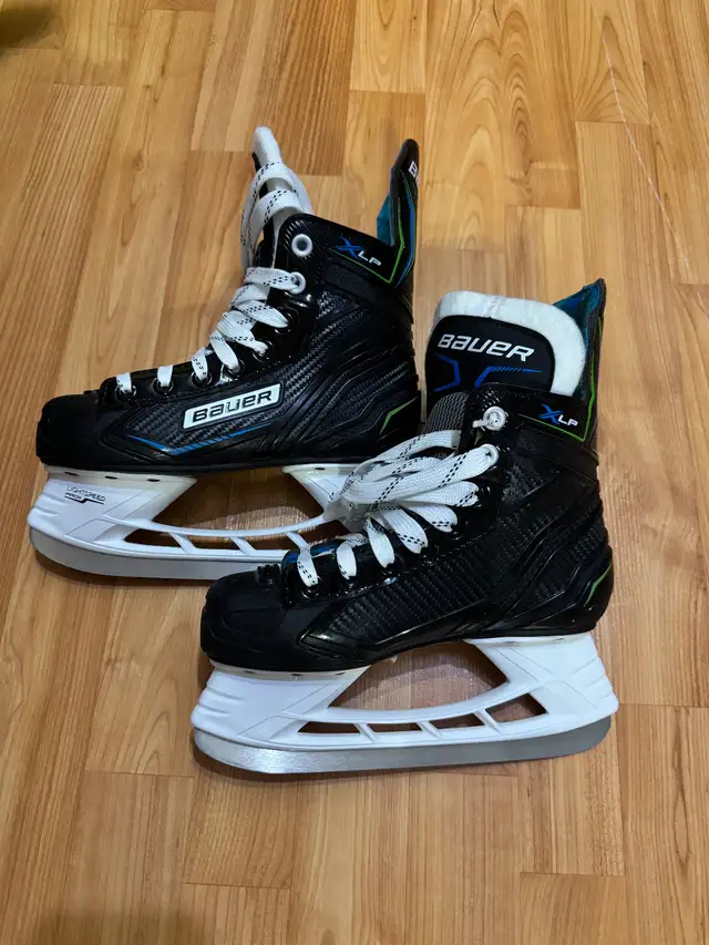 Boys’ Hockey Gear Bundle – Like New! in Hockey in Edmonton - Image 2