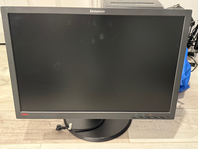 Lenovo 24’ Monitor in Monitors in La Ronge