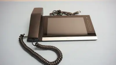 Cisco CTS-CTRL-DV8 Telepresence 8 Touch Panel Conference System, View more